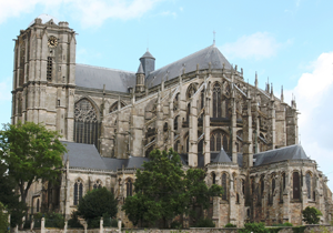 cathédrale Saint-Julien coursier Le Mans